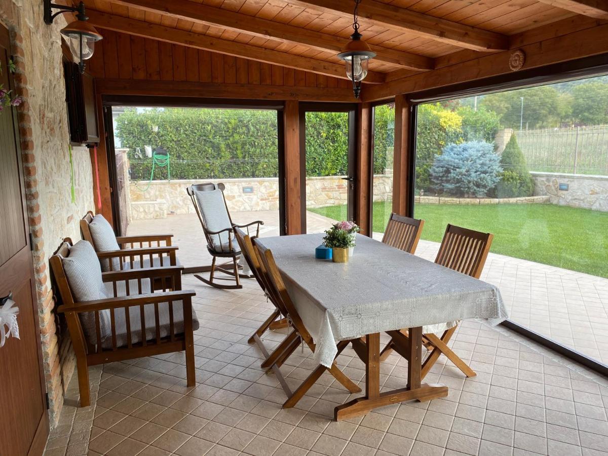 Casa Vacanze Boutique House Casa Mimo San Demetrio ne' Vestini Luaran gambar